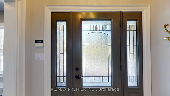 Property Photo:  70791-70799 London Road  ON N0M 1S2 