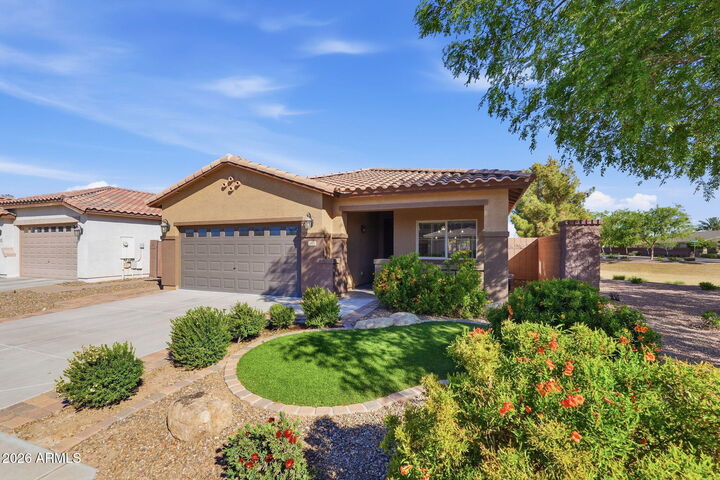 Property Photo:  1404 W Rubber Tree Court  AZ 85140 