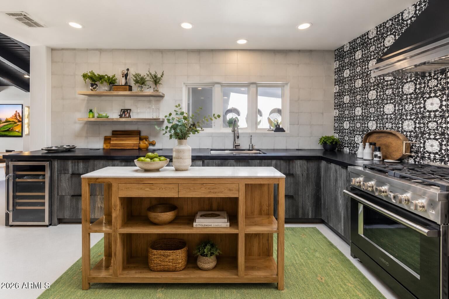 Property Photo:  1018 N Boulder Drive  AZ 85377 