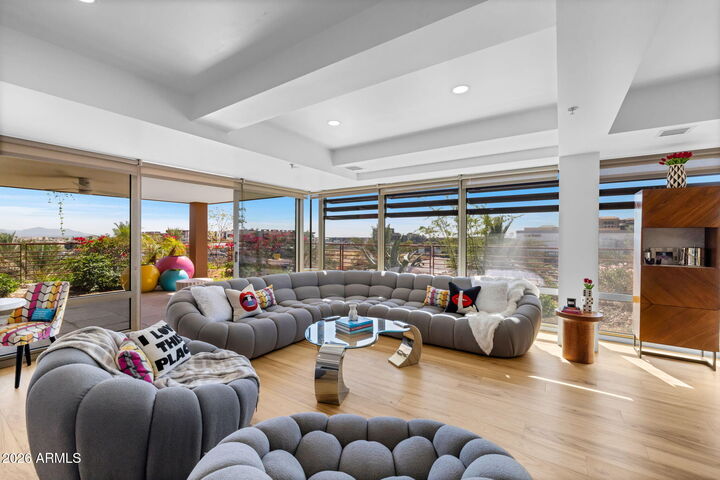 Property Photo:  7157 E Rancho Vista Drive 5006  AZ 85251 