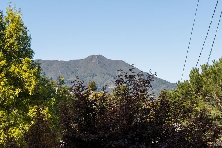 Property Photo:  476 Wellesley Avenue  CA 94941 