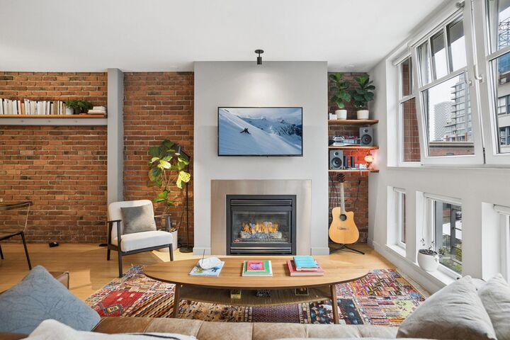 Photo de la propriété:  1072 Hamilton Street 401  BC V6B 2R9 