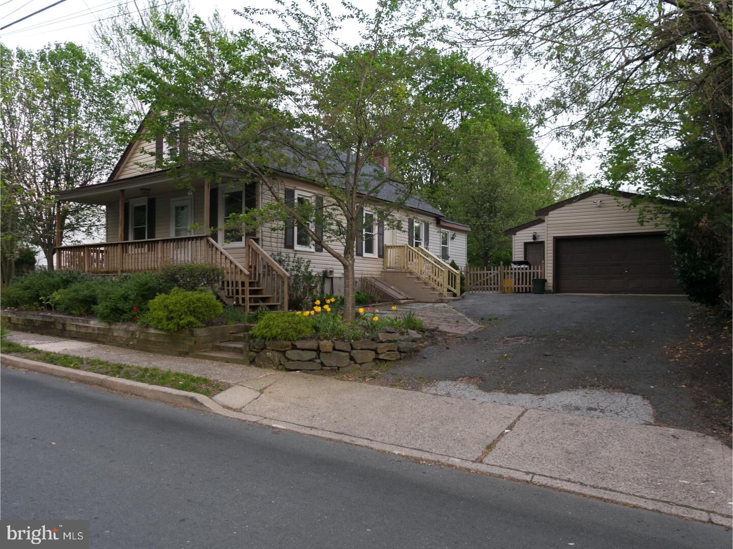 Property Photo:  85 Lawn Park Avenue  NJ 08648 