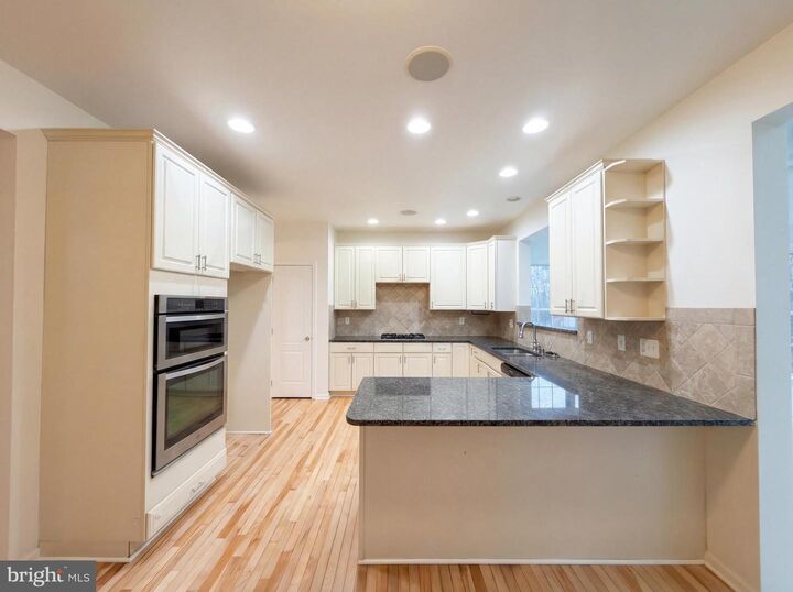 Property Photo:  4012 Bridle Ridge Road  MD 20772 