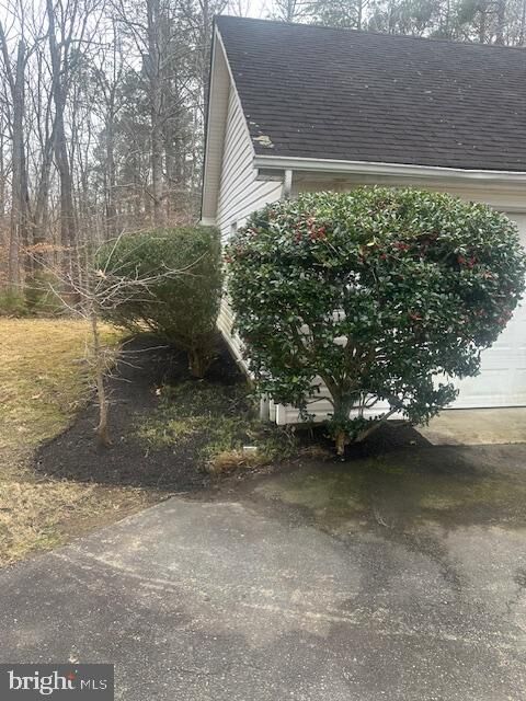 Property Photo: 20503 Chestnut Ridge Drive MD 20650