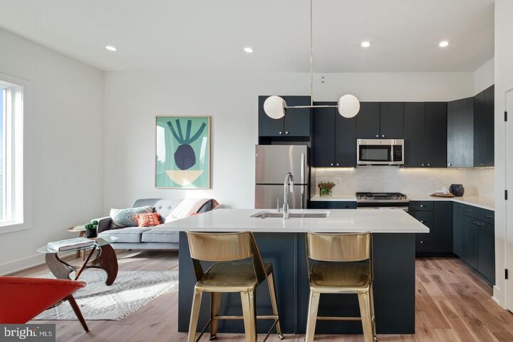 Property Photo:  1822 N Front Street 13  PA 19122 