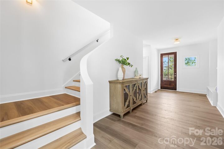 Property Photo: 116 Starboard Lane NC 28677