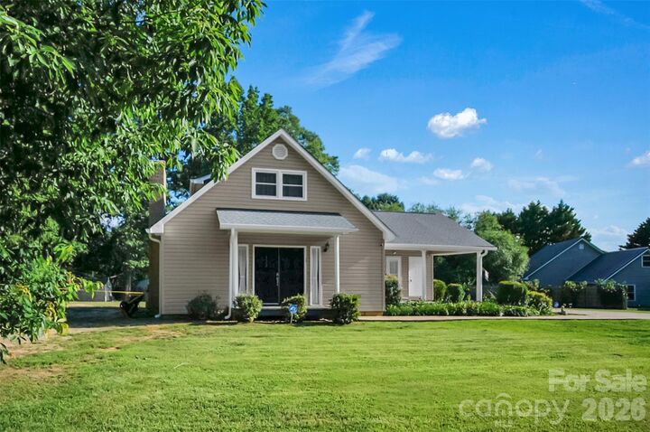 Property Photo: 122 Rockman Road NC 28073