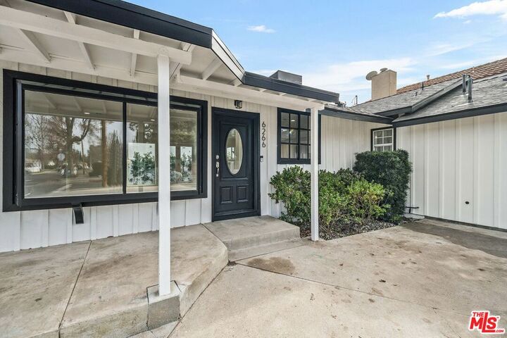 Property Photo:  6266 Etiwanda Ave  CA 91335 