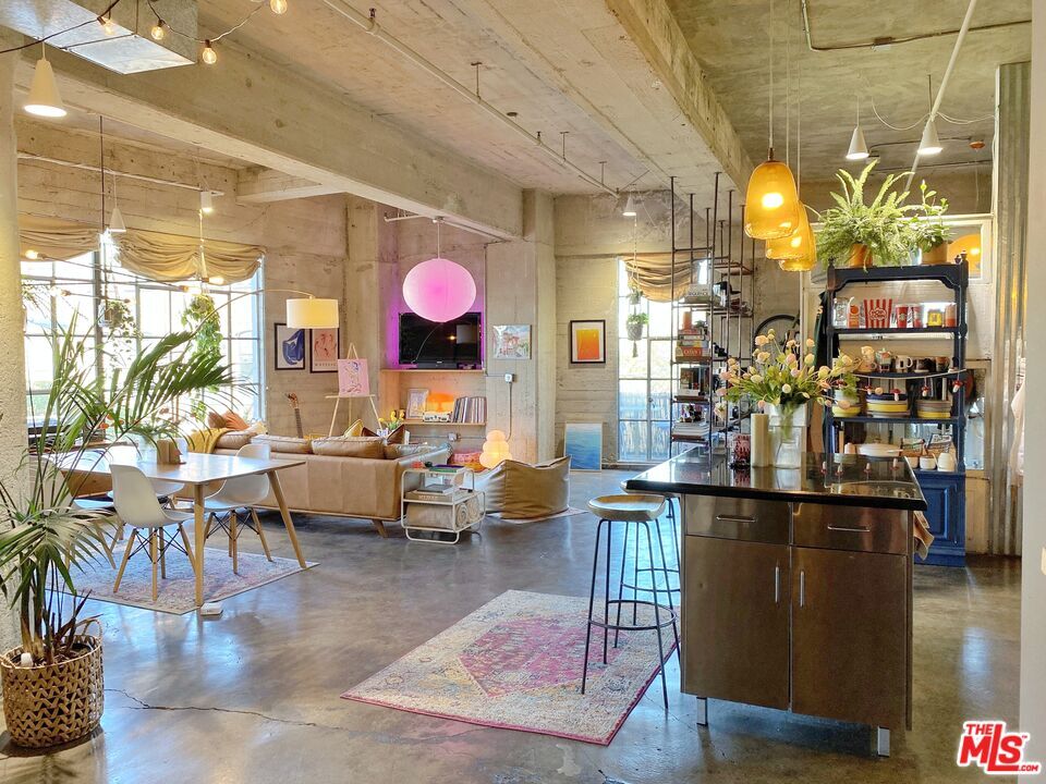 Property Photo:  1855 Industrial St  CA 90021 