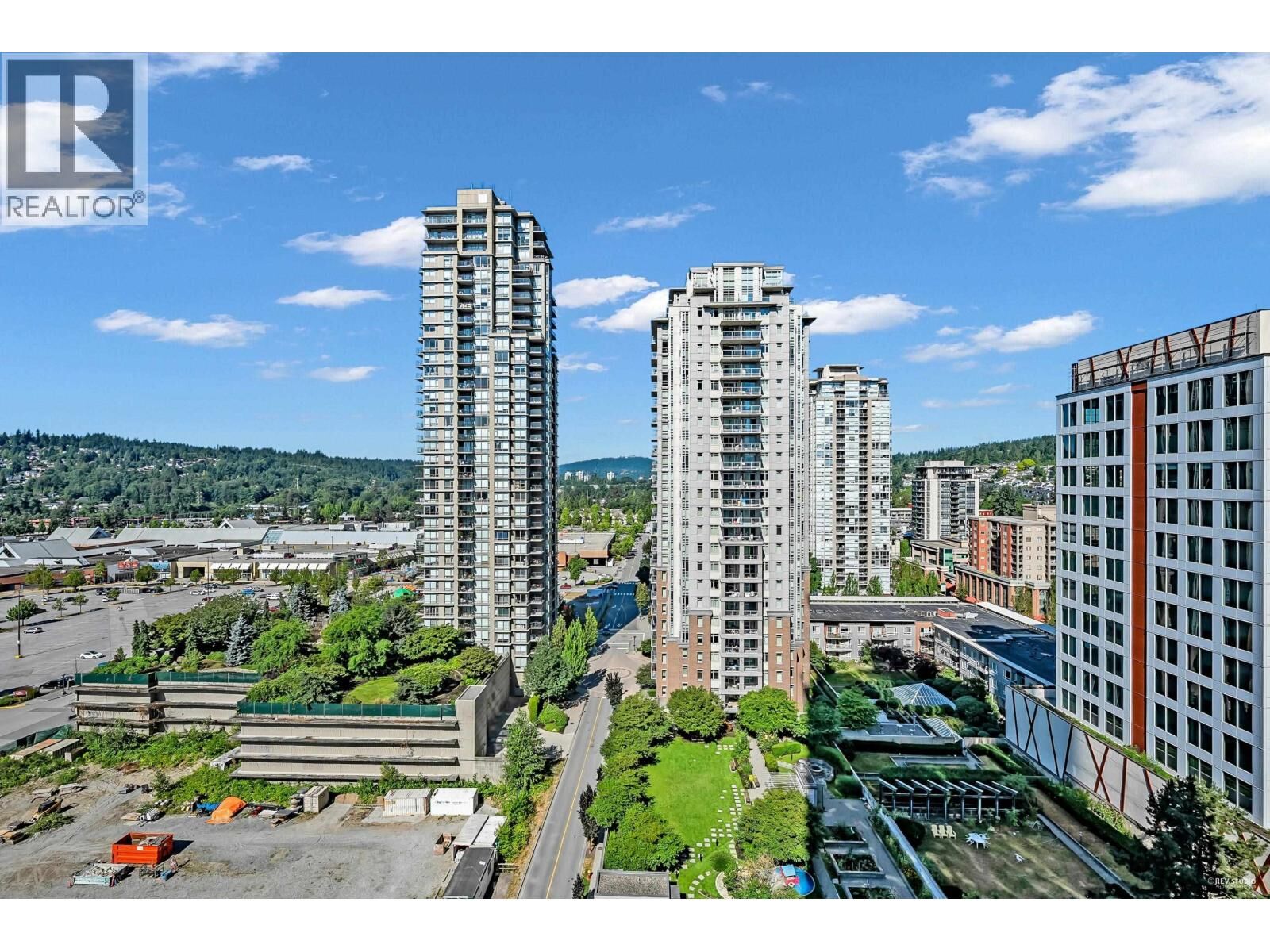 Photo de la propriété: 1188 Pinetree Way 1801 BC V3B 0K9