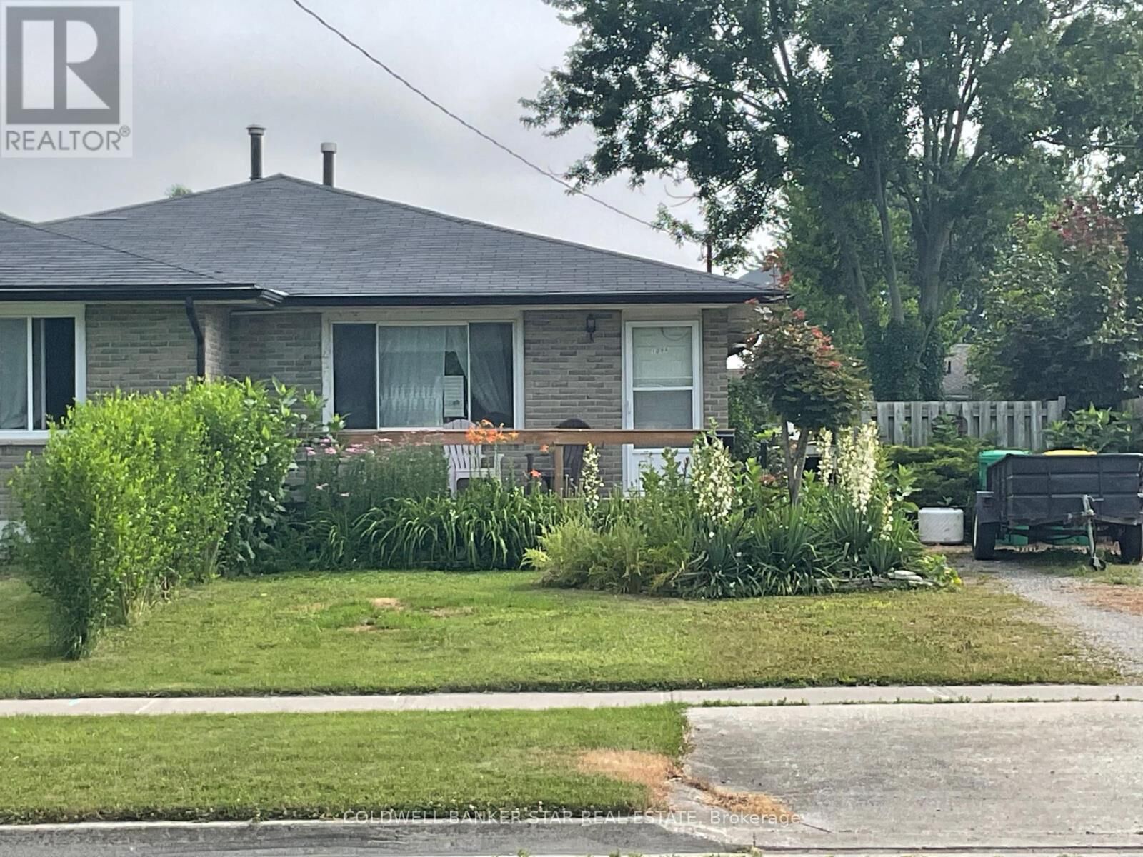 Property Photo:  109 A Victoria Street  ON N0L 1M0 