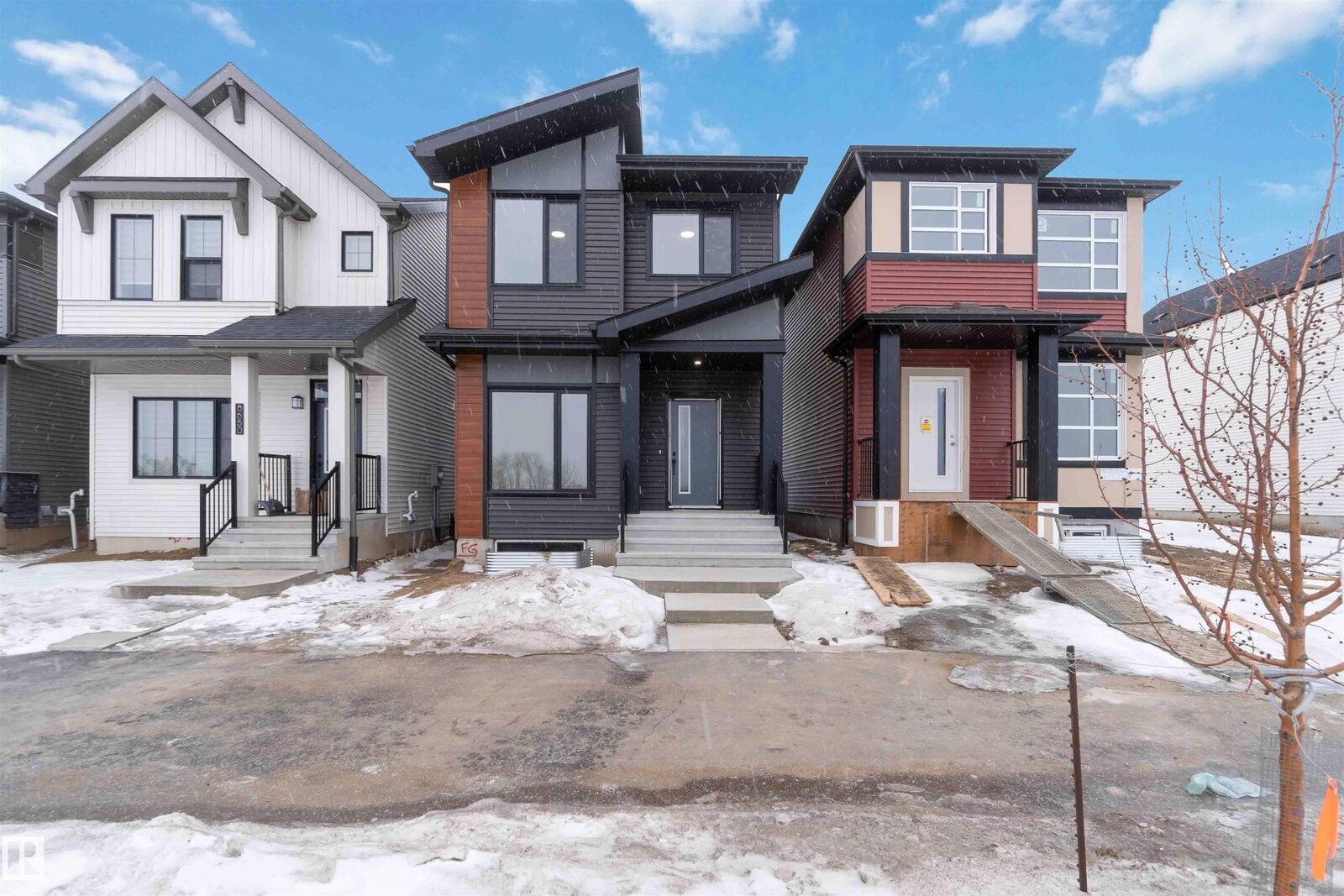 Property Photo: 8652 Edgemont Link NW AB T6M 3G4