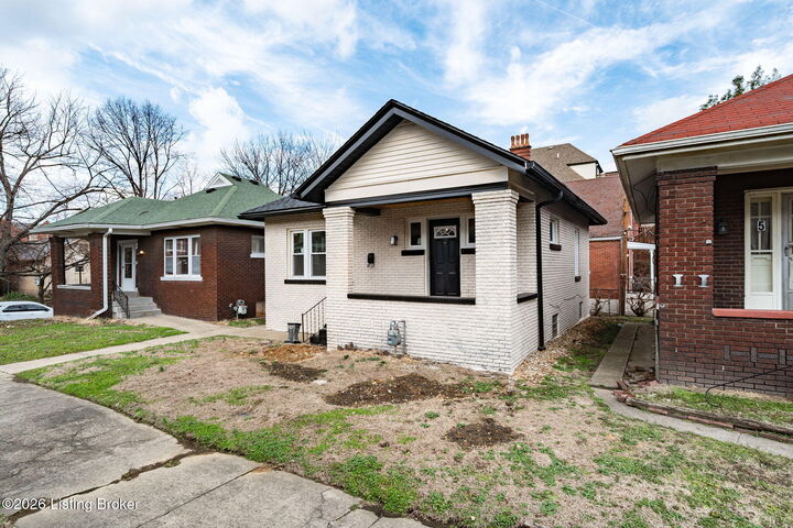 Property Photo:  3 Eutropia Ct  KY 40208 