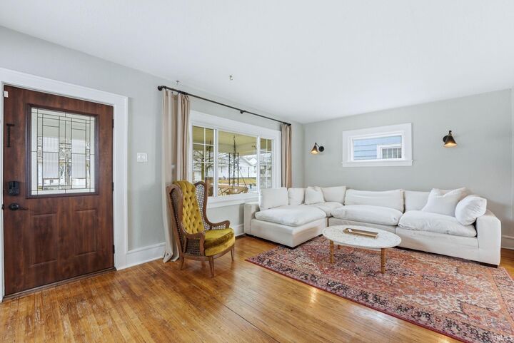 Property Photo:  815 Pasadena Drive  IN 46807-2504 