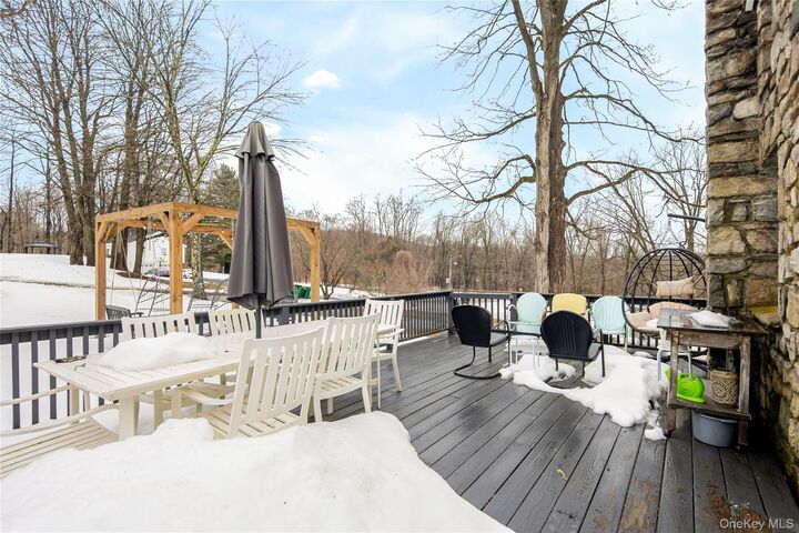 Property Photo:  7 Overhill Road  NY 12582 