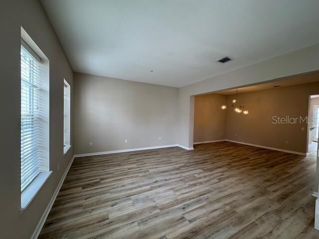 Property Photo:  916 Greenlawn Street  FL 34747 