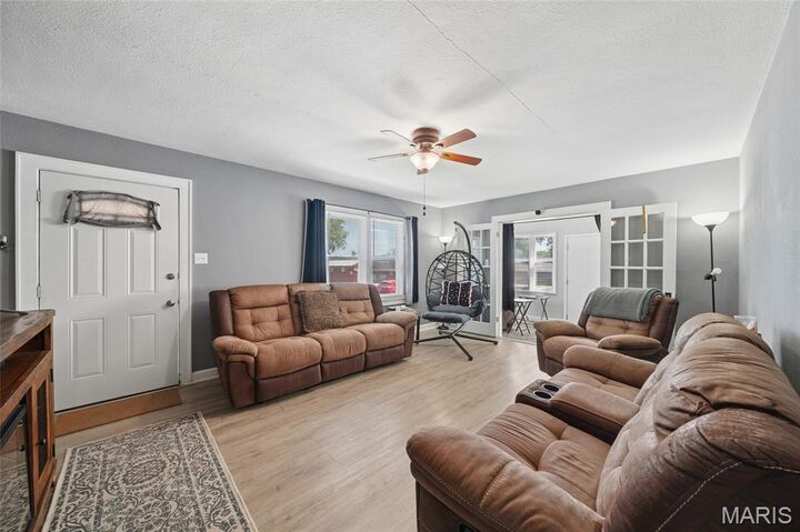Property Photo: 103 N Country Lane MO 63601