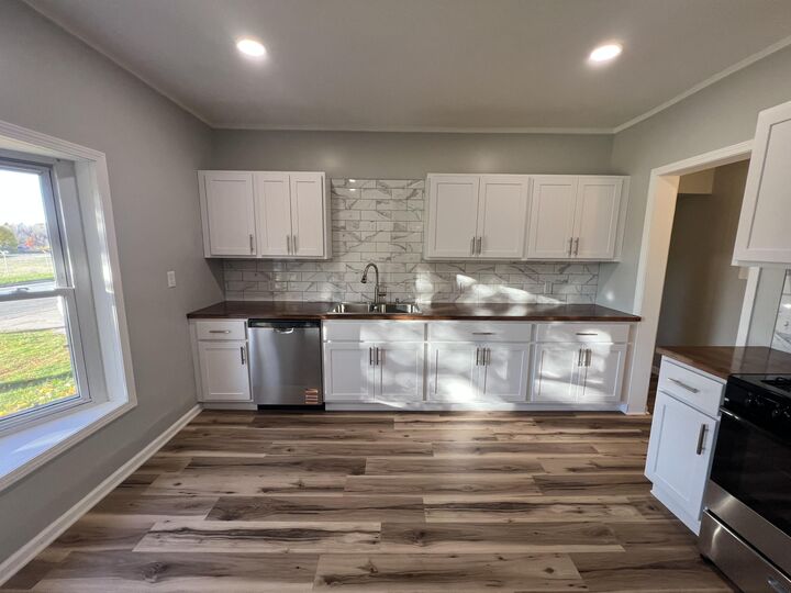 Property Photo: 412 N Darling Avenue MI 49412