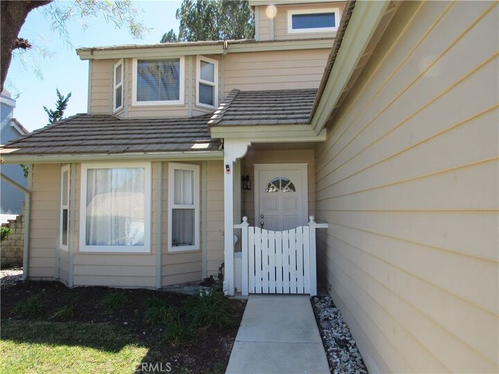 Property Photo:  28718 Forest Meadow  CA 91384 