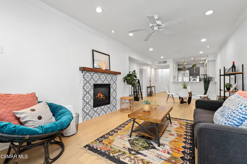 Property Photo:  4805 Bellflower Avenue 108  CA 91601 