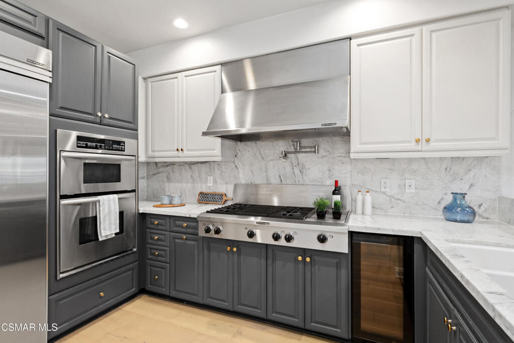 Property Photo:  4805 Bellflower Avenue 108  CA 91601 