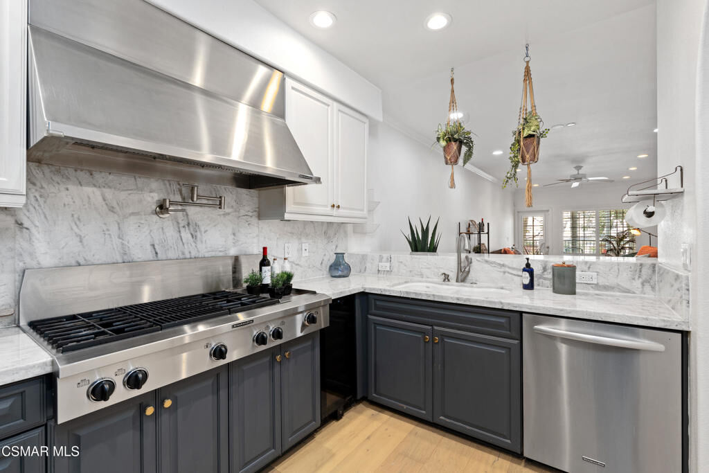 Property Photo:  4805 Bellflower Avenue 108  CA 91601 