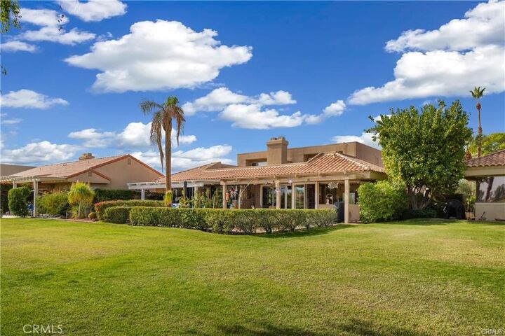 Property Photo: 21 Colonial CA 92270