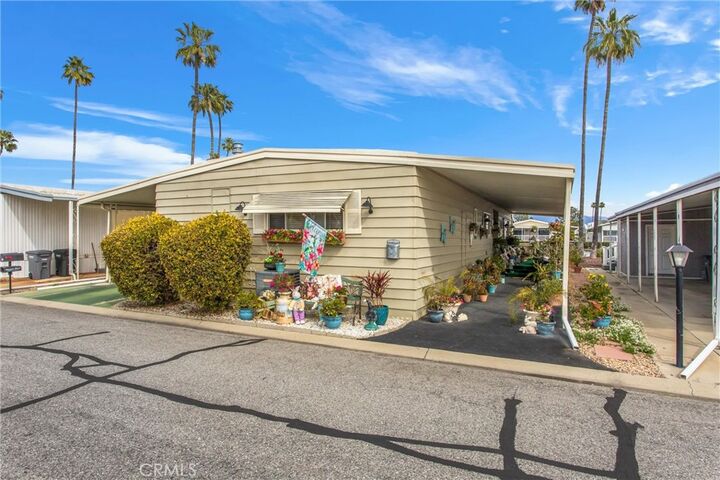 Property Photo:  5001 W Florida Avenue 81  CA 92545 