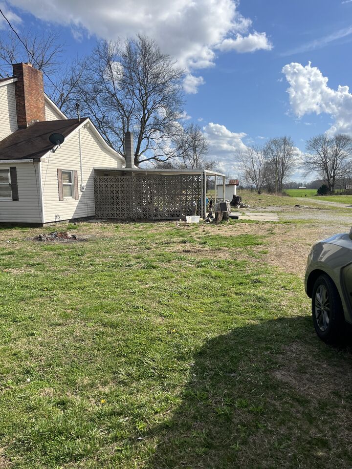 Property Photo: 2830 Old Airport Rd TN 37342