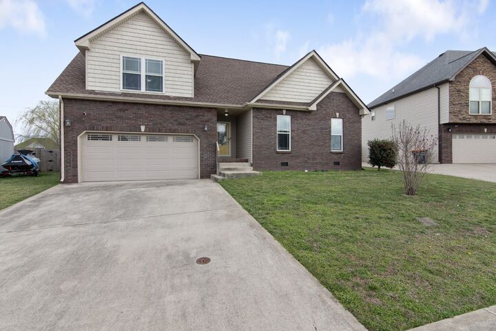 Property Photo: 1753 Spring Haven Dr TN 37042