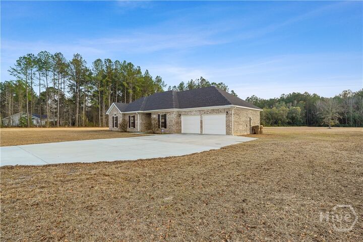 Property Photo:  127 Winding Way Road  GA 31321 
