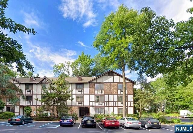 Property Photo:  1412 Faulkner Court  NJ 07430 