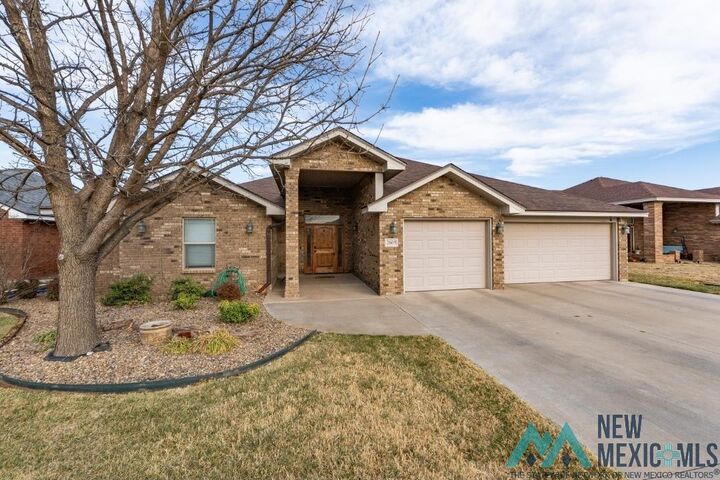 Property Photo:  2609 Northglen Drive  NM 88101 