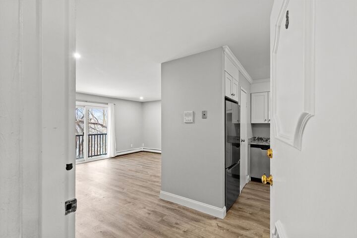 Property Photo:  7 Chapel Hill Dr 8  MA 02360 