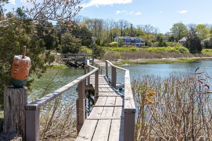 Property Photo:  102 Nashawena St  MA 02540 