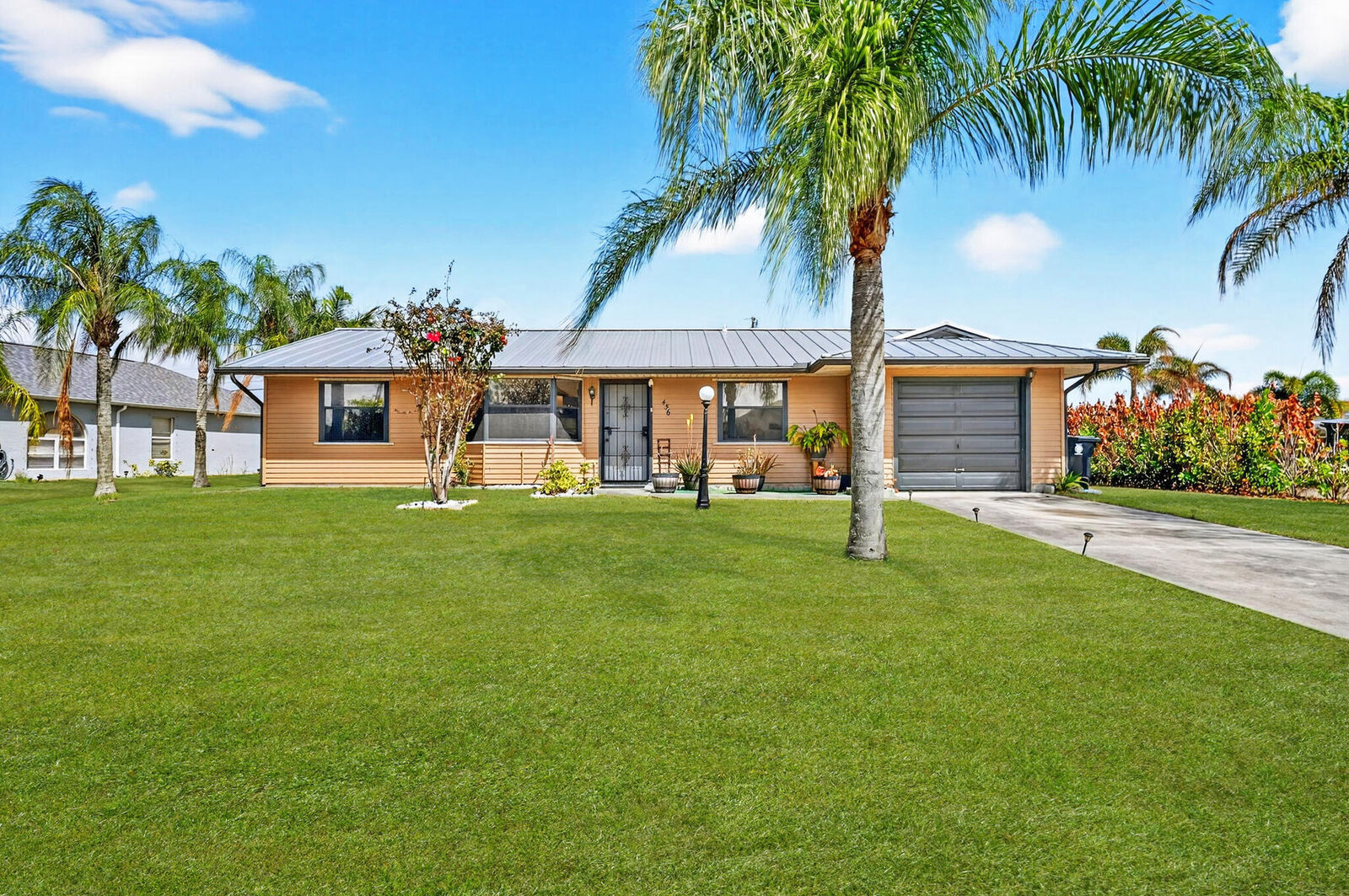 Property Photo:  456 SW Kestor Drive  FL 34953 