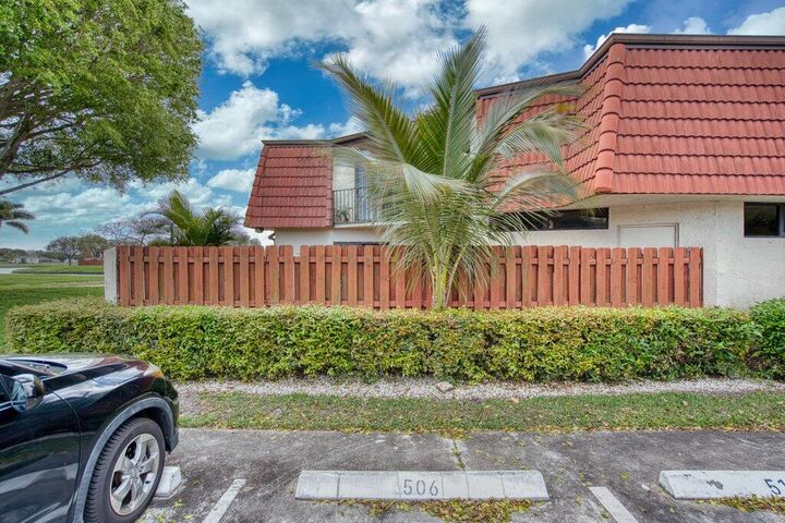 Property Photo:  3838 Victoria Drive  FL 33406 