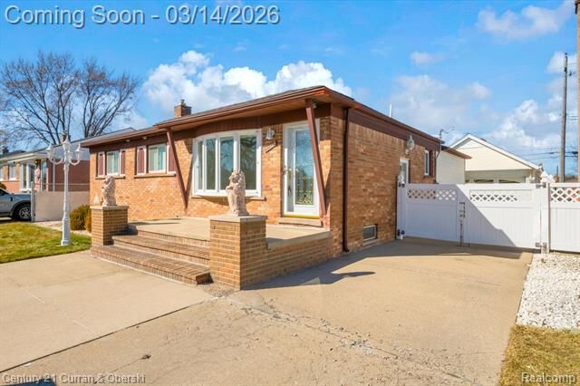Property Photo:  32624 Avondale Street  MI 48186 
