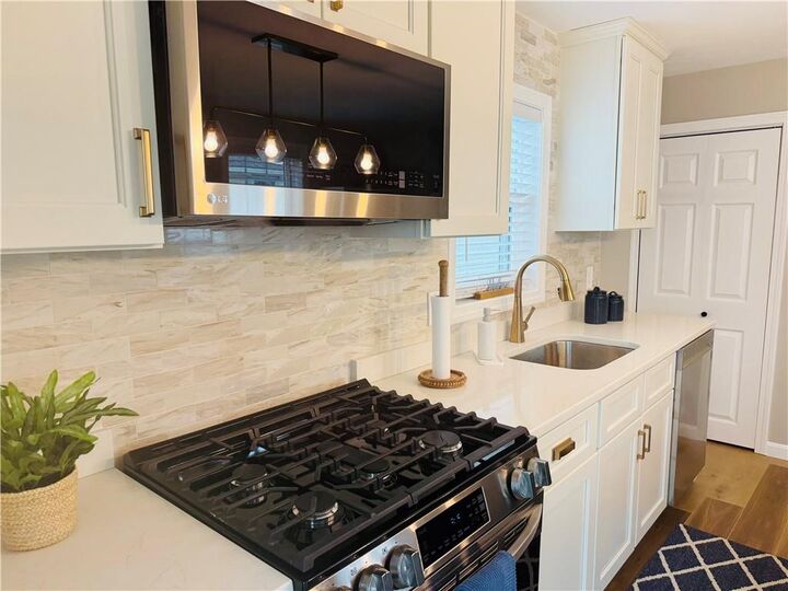 Property Photo:  230 Cedar Avenue  RI 02871 