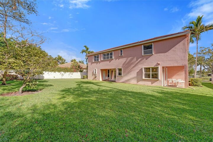 Property Photo: 14686 SW 35th Ct FL 33027