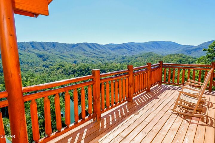 Property Photo:  4827 Highland Place Way  TN 37863 