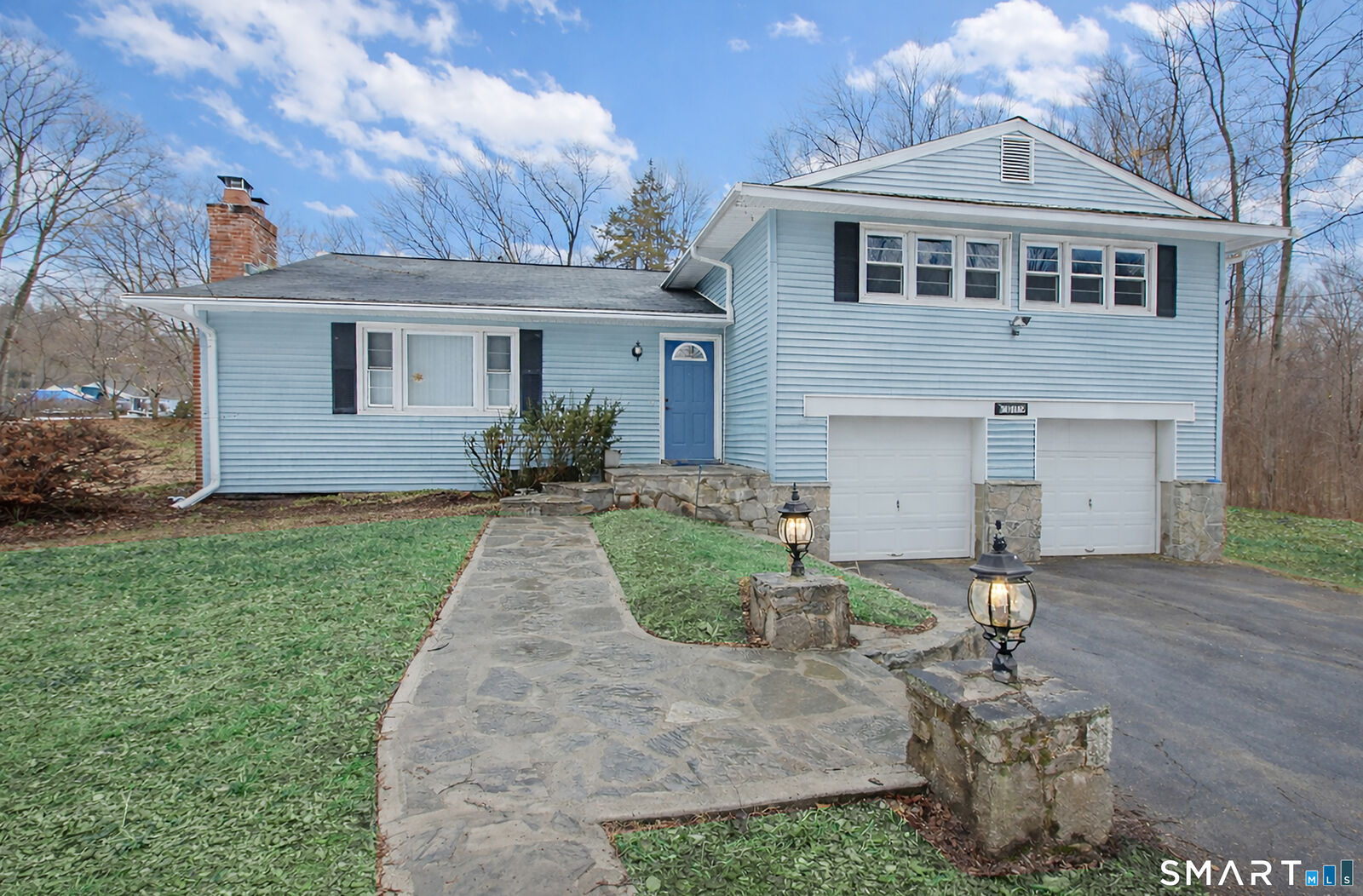 Property Photo:  60 Hawthorne Drive  CT 06468 