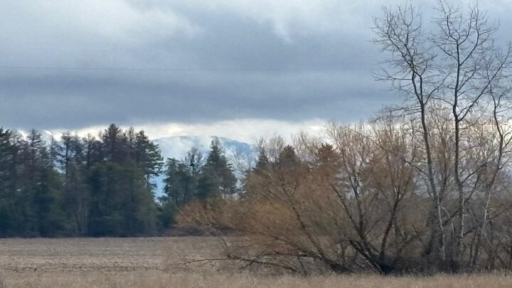 Property Photo:  413xx N Short Rd  WA 99006 