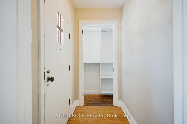 Property Photo:  117 Mill Street S  ON L6Y 1T4 