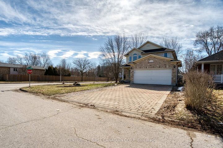 Property Photo: 89 McTaggart Court ON N5X 3L9