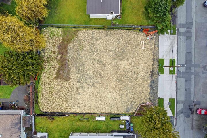 Property Photo: 9270 125 Street BC V3V 4X4