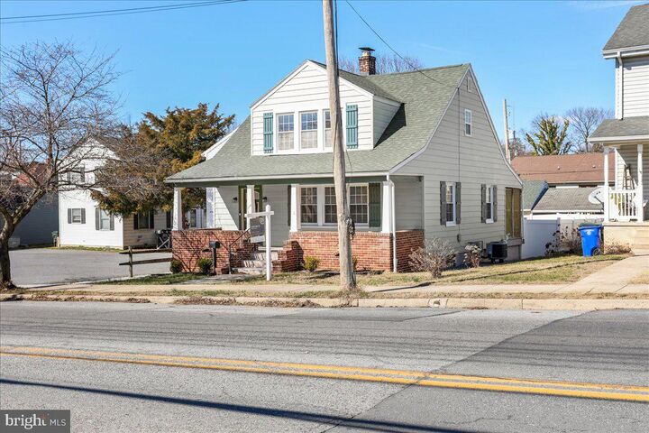 Property Photo:  1114 W Washington Street  MD 21740 