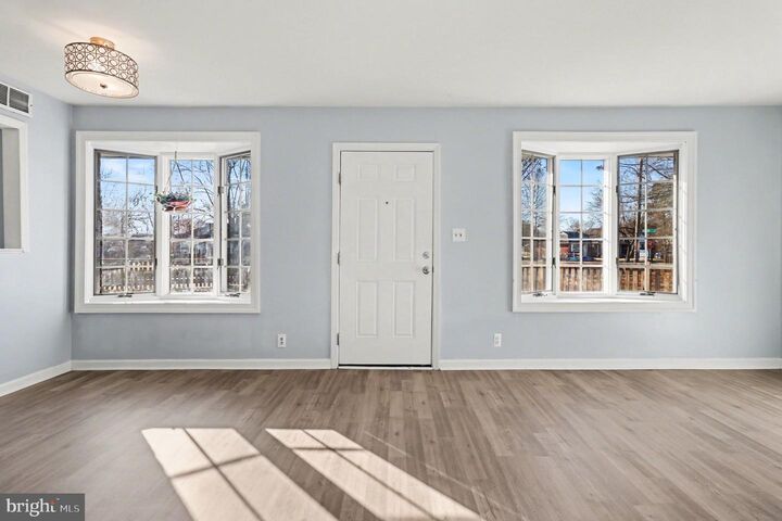 Property Photo:  509 Hanson Avenue  VA 22401 