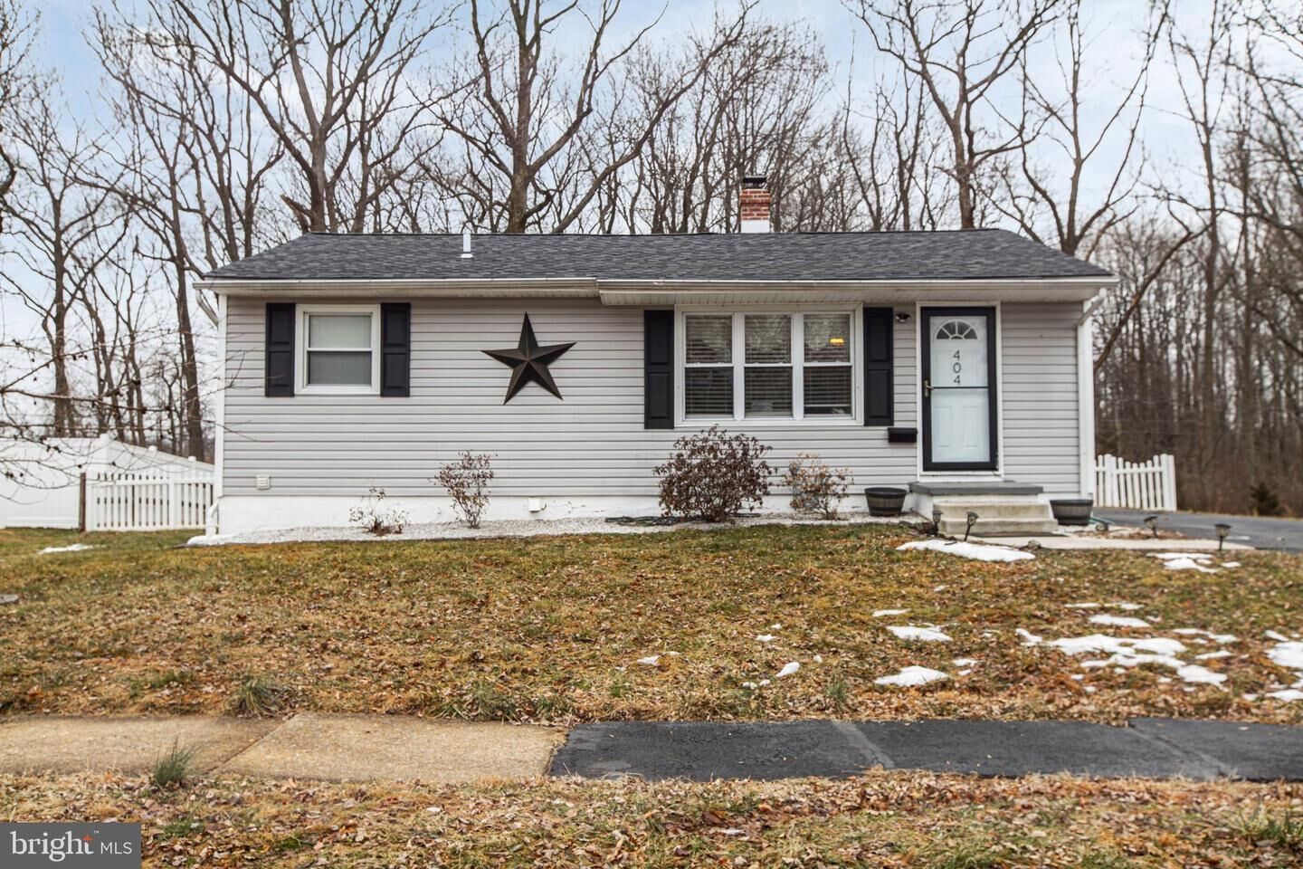 Property Photo:  404 Tamara Circle  DE 19711 